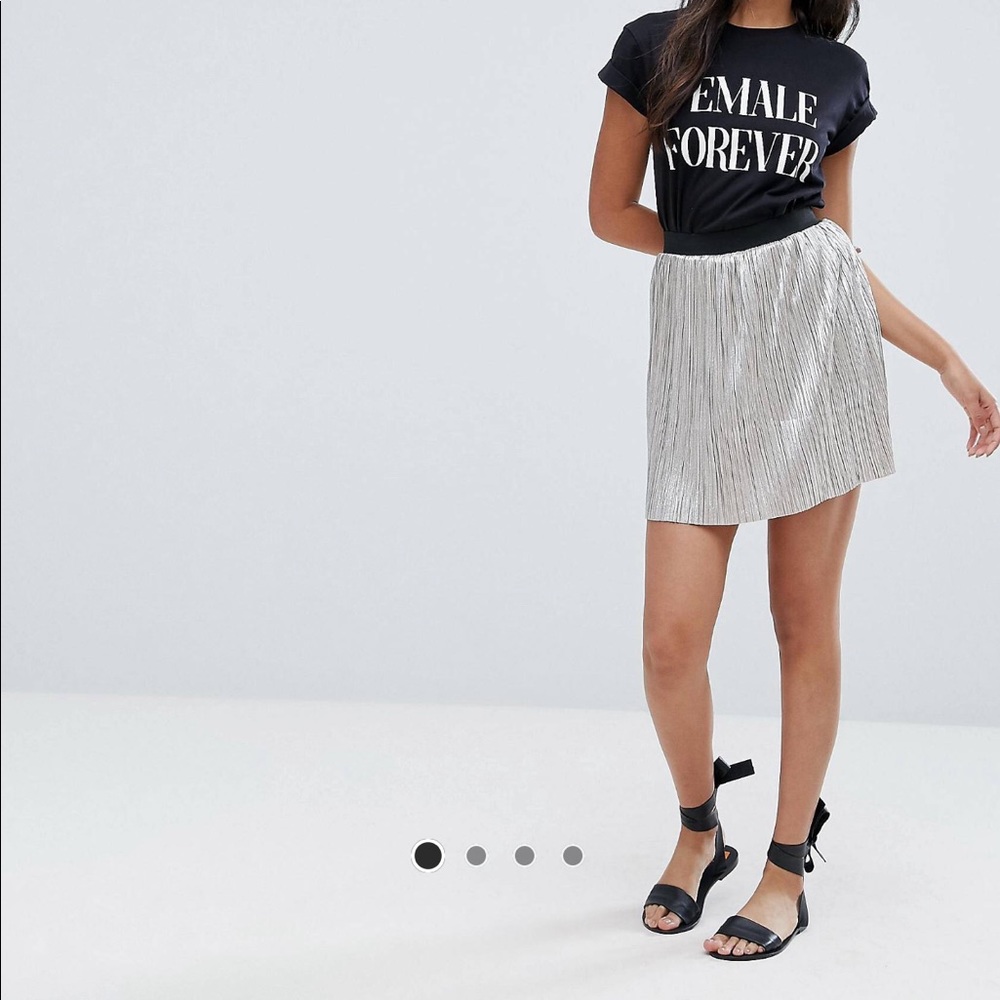 Brave Soul Silver Plisse Mini Skirt